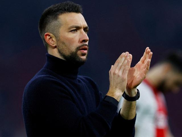 Francesco Farioli'nin yeni takımı açıklanıyor! Ajax ile büyük fırsat tepen genç teknik adamın yeni durağı Portekiz olmak üzere...