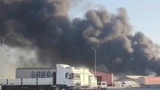 Gaziantep'te yoğun dumana neden olan lastik yangını korkuttu