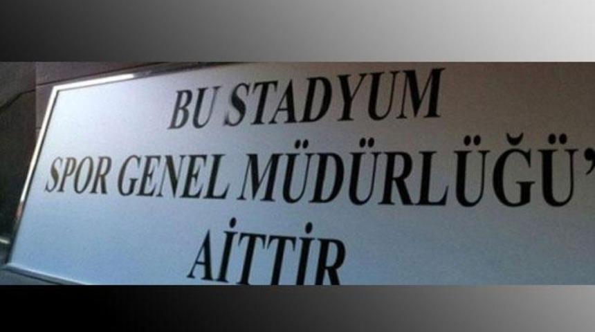 TT Arena'da &ccedil;ıldırtan tabela!