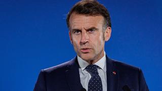 Macron: "Fransız tutukluları serbest bırakın"