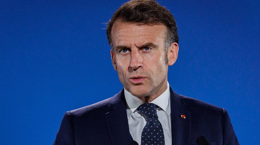 Macron'dan Pezeşkiyan'a dikkat çeken telefon! "Fransız tutukluları serbest bırakın"