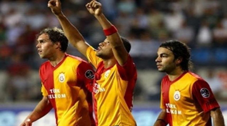 Aslan'ı yabancılar sırtlıyor