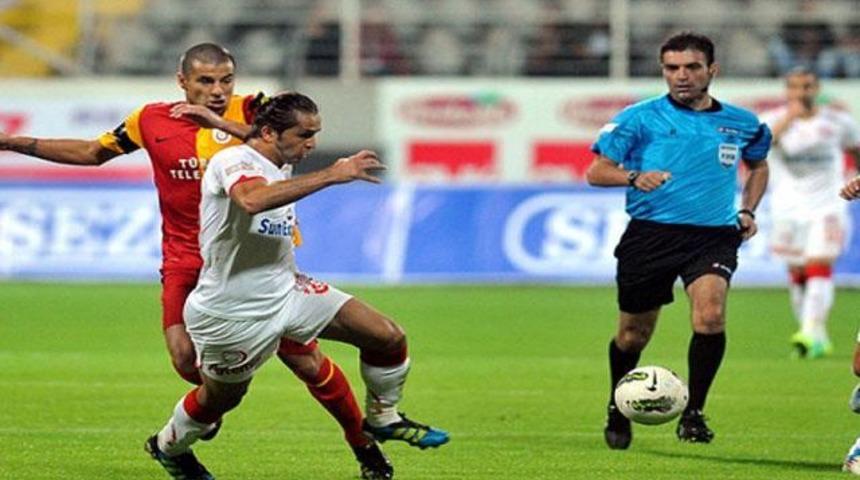 Galatasaray'da Baros şoku!