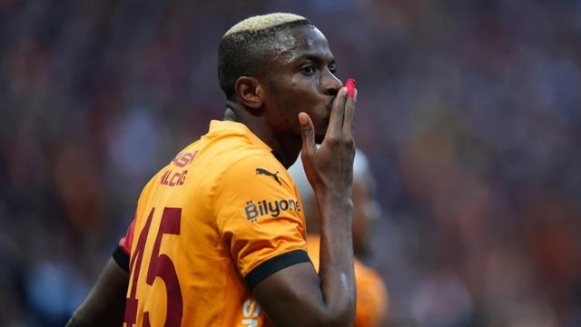 Victor Osimhen, Galatasaray'dan bu akşam ayrılıyor! Rüya sona mı erdi?