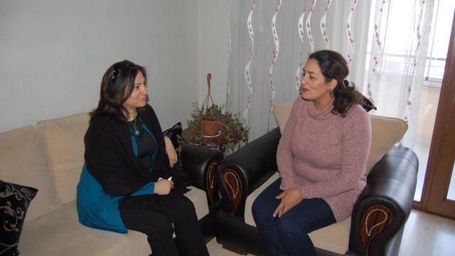 Sema Ünlü, Şehit ailesini ziyaret etti