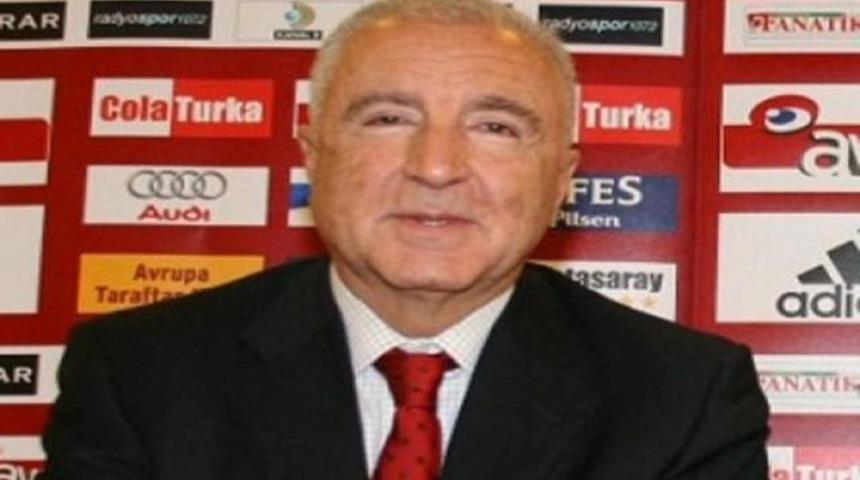 Aysal transfere doymuyor!