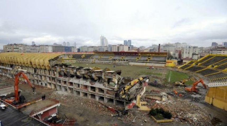 Ve Ali Sami Yen yıkılıyor!