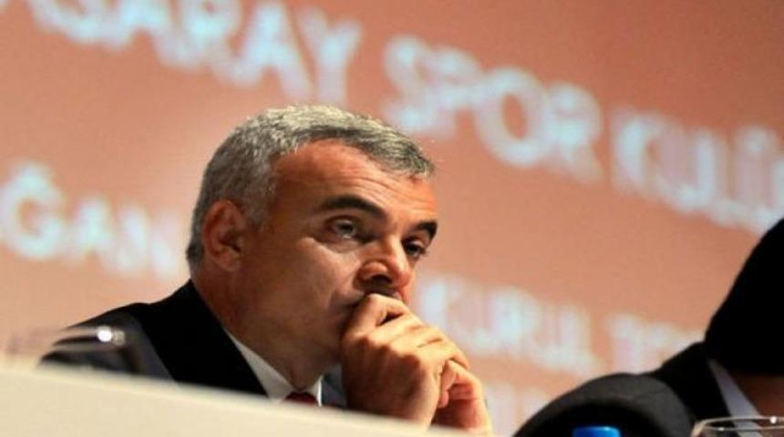 Galatasaray'da istifa depremi!