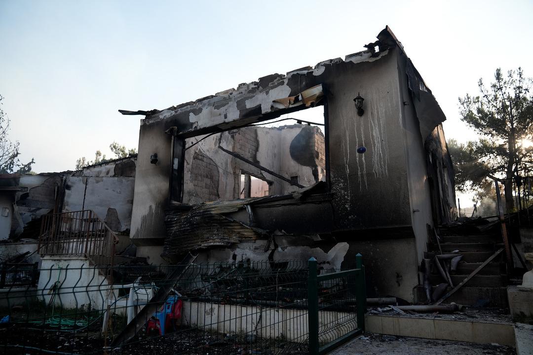 Orman yangınlarının boyutu gün ağarınca ortaya çıktı! Lüks siteler küle döndü, yangının çıkış sebebini duyanlar çileden çıktı 1