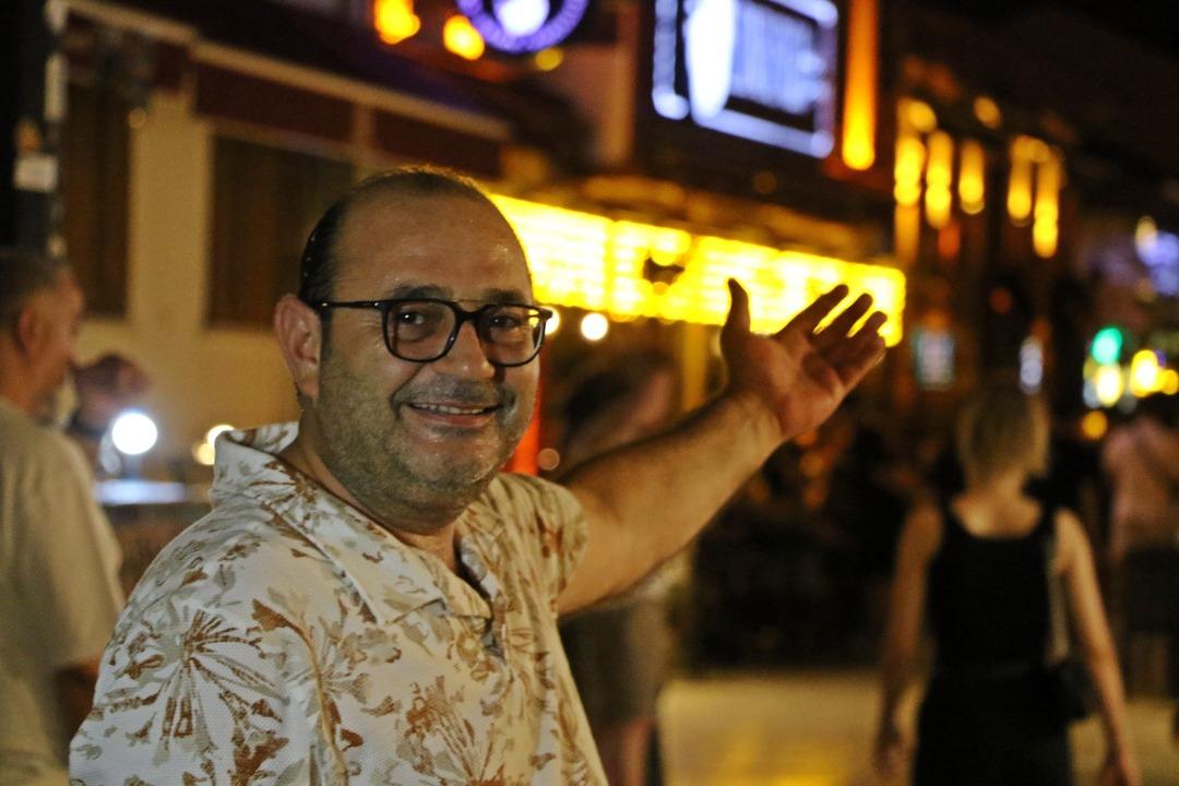 Nüfus gündüz 82, gece 10 bin! Birkaç saat arayla bambaşka manzara 6