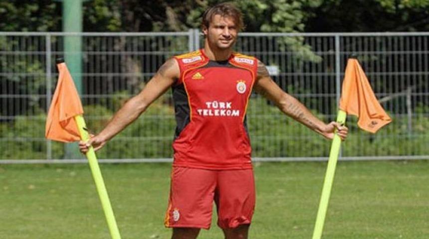 Ve Lorik Cana gidiyor...