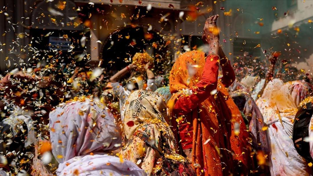 Hindistan da akıl almaz olay... Törende izdiham yaşandı: 3 ölü, 50’den fazla yaralı! 1