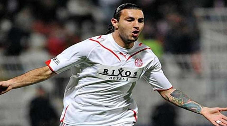 Necati Ateş yuvaya d&ouml;nd&uuml;!