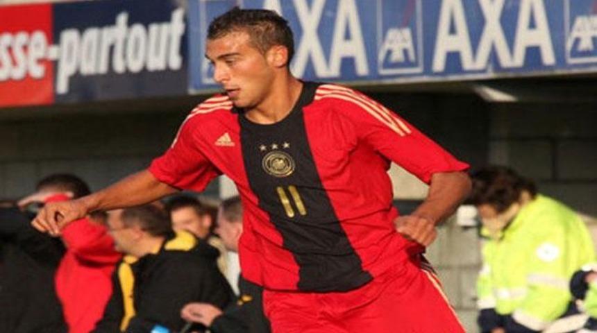 Gen&ccedil; gurbet&ccedil;i Aslan oluyor!