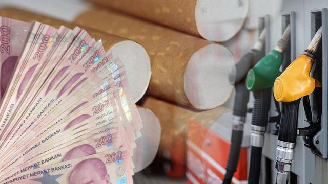 Sigaradan akaryakıta kadar yeni zam geliyor! Fiyatlar tamamen değişecek, tiryakilere ve araç sahiplerine kötü haber... 
