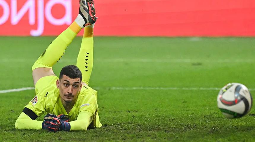 Galatasaray, Fernando Muslera sonrası kaleyi emanet edeceği ismi buldu! Chelsea ile anlaşma an meselesi