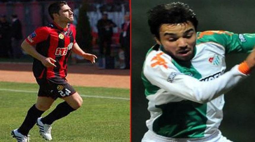 Cimbom &ccedil;ıldırdı! İki yıldız daha...