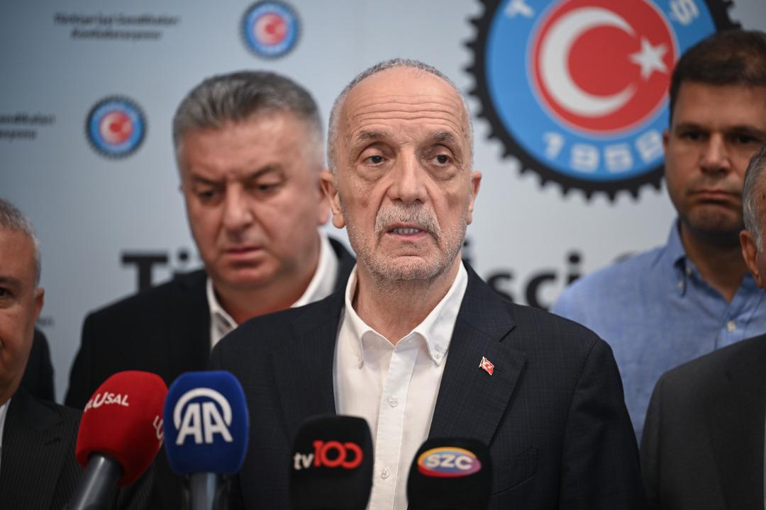 Kamu işçisi için zam gündemi! TÜRK-İŞ Başkanı Atalay dan  Herkes noksansız uygulayacak  çıkışı  Bizi ülke gündeminden çıkartın   2