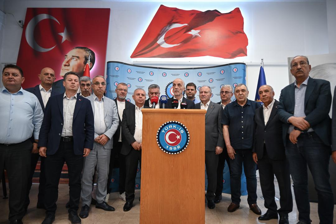 Kamu işçisi için zam gündemi! TÜRK-İŞ Başkanı Atalay dan  Herkes noksansız uygulayacak  çıkışı  Bizi ülke gündeminden çıkartın   5