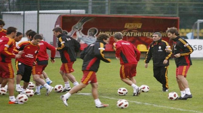 Hagi 2 futbolcuyu A2 takıma yolladı!