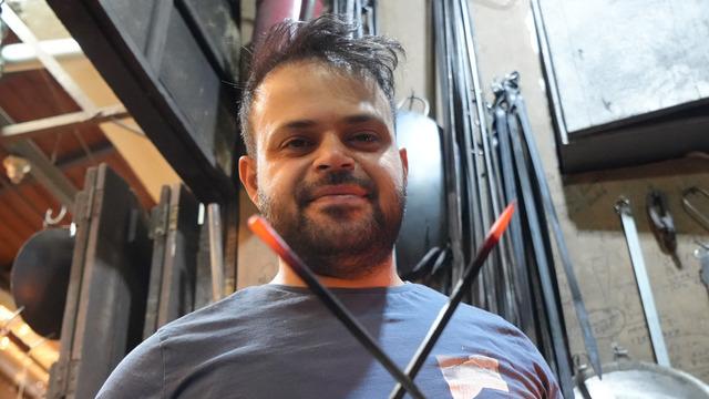 Üniversite okusa da dede mesleğini yapıyor! 'En genç benim'