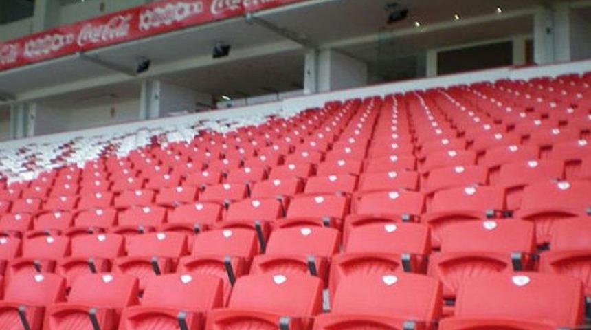 TT Arena'da korsan loca!