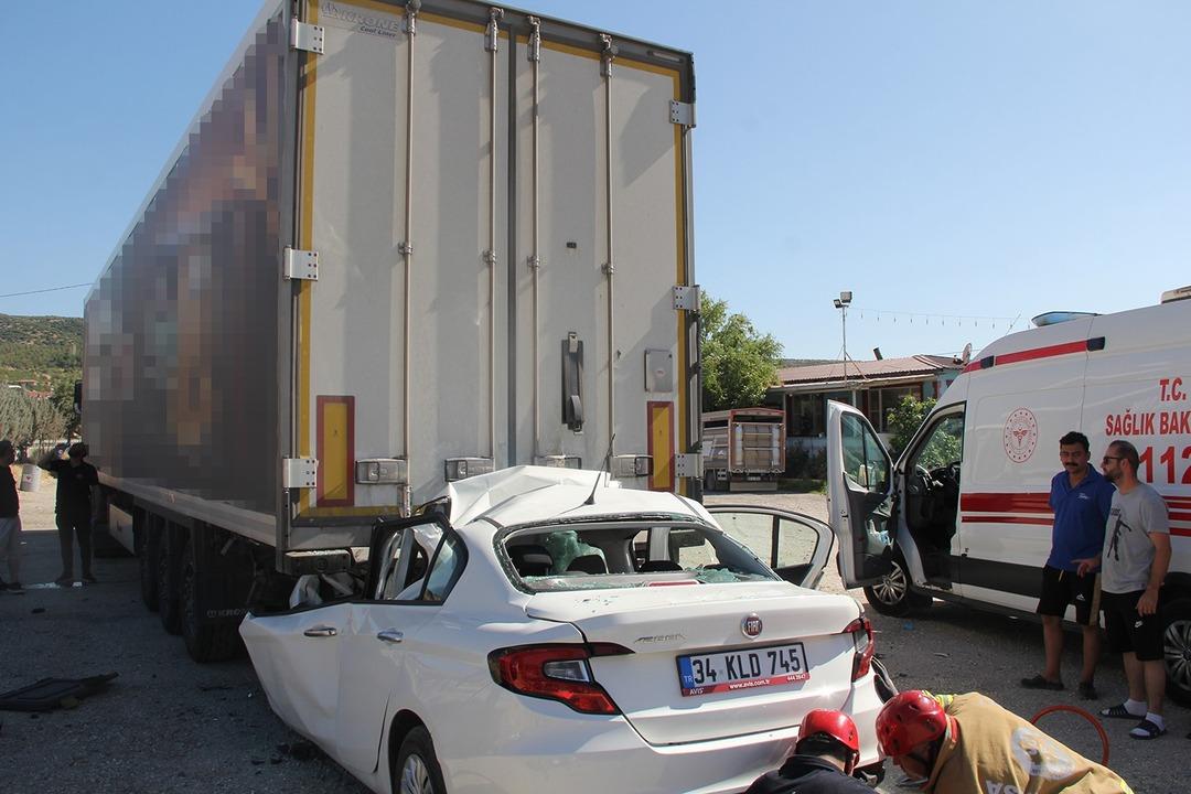 Manisa’da kahreden kaza! Baba ve 3 çocuğu hayatını kaybetti 2