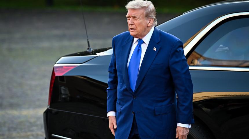 Beyaz Saray duyurdu! ABD Başkanı Trump Suriye'ye yaptırımları kaldırdı