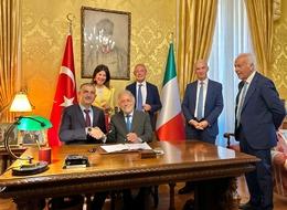 İmzalar atıldı! Baykar, İtalyan havacılık devi Piaggio'yu resmen bünyesine kattı