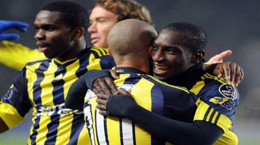 Fenerbah&ccedil;e Sakaryaspor'a karşı...