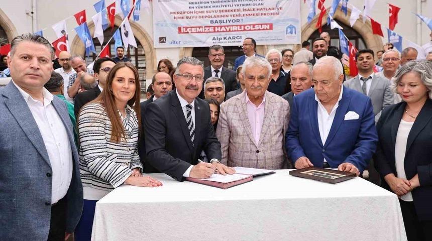 Merzifon’un içme suyu hattının yenileneceği projede imzalar atıldı