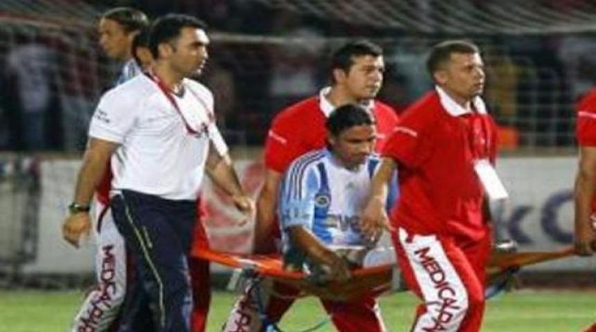 F.Bah&ccedil;e'de Topuz şoku!