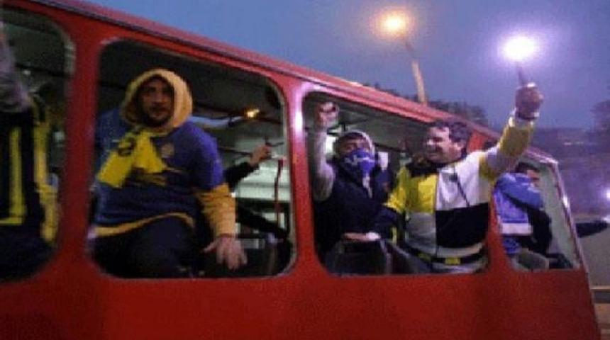 Derbi &ouml;ncesi istenmeyen g&ouml;r&uuml;nt&uuml;ler! (Video)