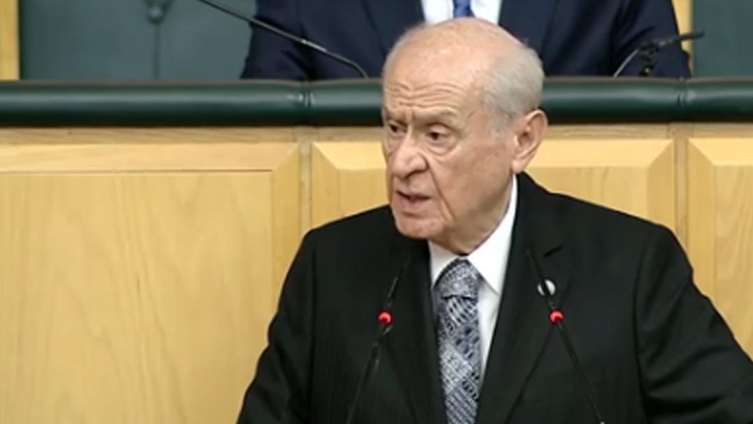 Bahçeli  Dublör  iddialarına kürsüden yanıt verdi! "Ne yalan söyleyeyim, hayretler içinde şahit olduk" CHP için çok ağır sözler 2