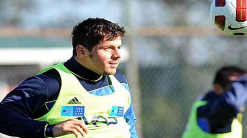 Emre idmanı yarıda bıraktı!