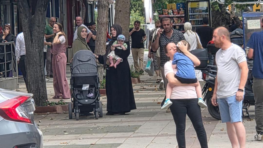 Son dakika: AFAD duyurdu! Bursa da 70 dakika arayla ikinci deprem; önce 3,9 şimdi 4,2... Artçı sarsıntılar yaşanıyor 3