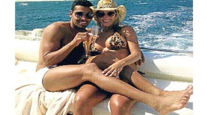 Santos'un balayı keyfi!