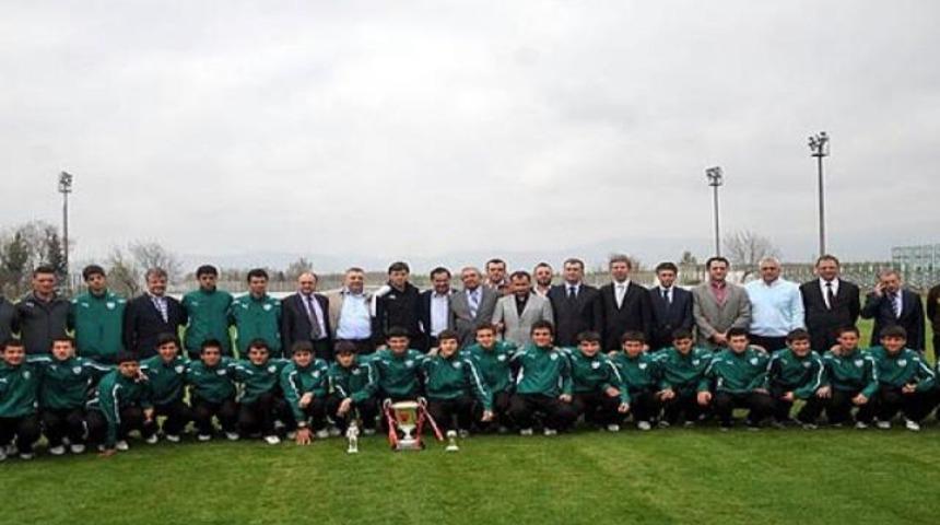 Bursaspor'un şampiyonlarına &ouml;d&uuml;l!
