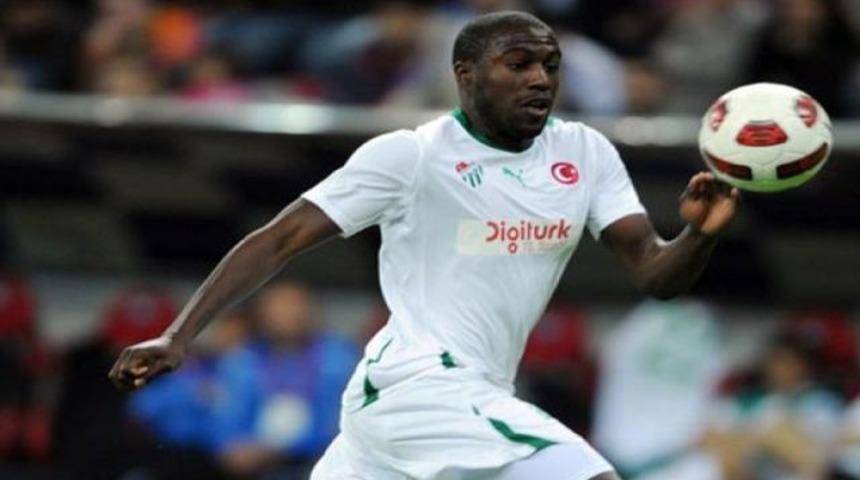 Futbol bahane, kızlar şahane!