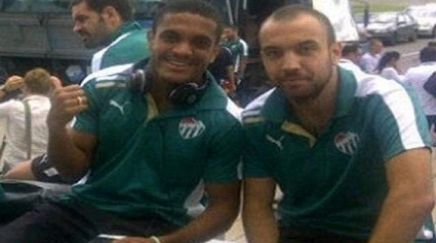 Sercan twitter'dan isyan etti!