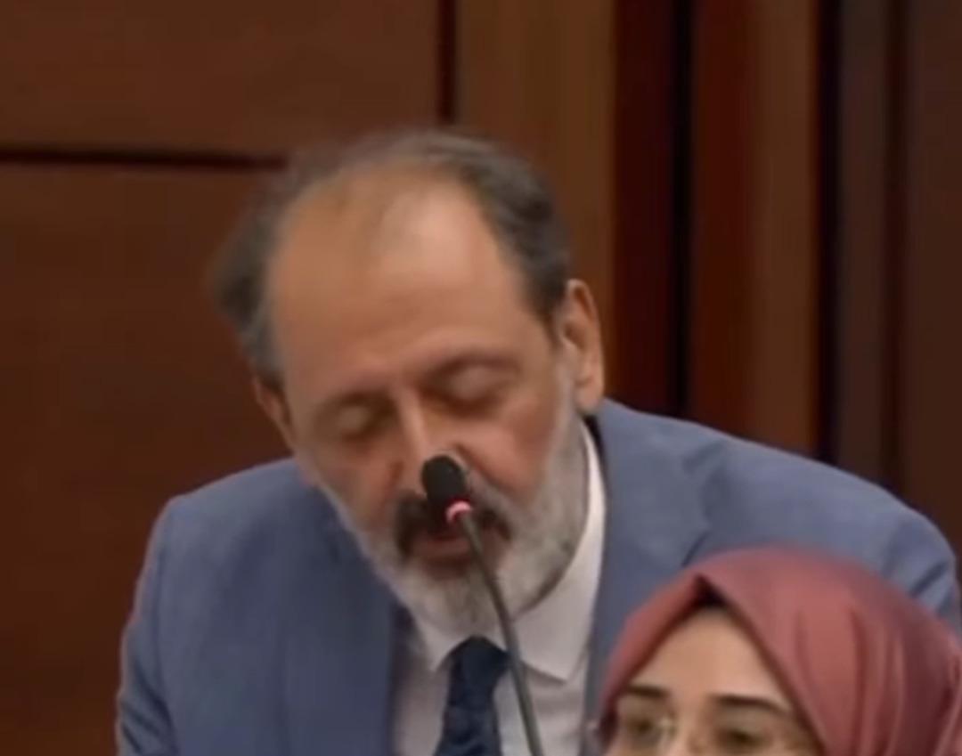 1200xauto TBMM’de dikkat çeken protesto: Tüm meclisi davet etti! Mecliste salavat getirdi...