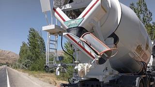 Beton mikser ile motosiklet çarpıştı: 1 kişi yaralandı