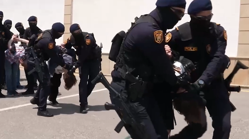 Azerbaycan'da, Rus vatandaşlarından oluşan iki suç çetesi çökertildi