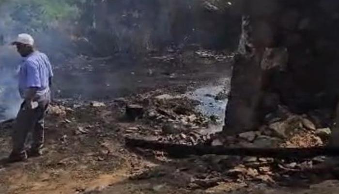 20502455-700x400 Tutuşan saman balyaları ile büyüyen alevlere itfaiye müdahale etti
