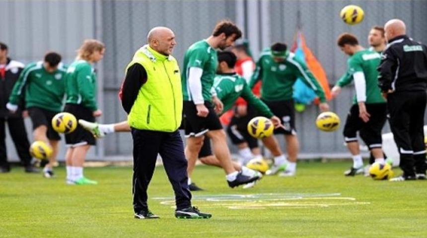 Hikmet Karaman'dan ilgin&ccedil; taktik