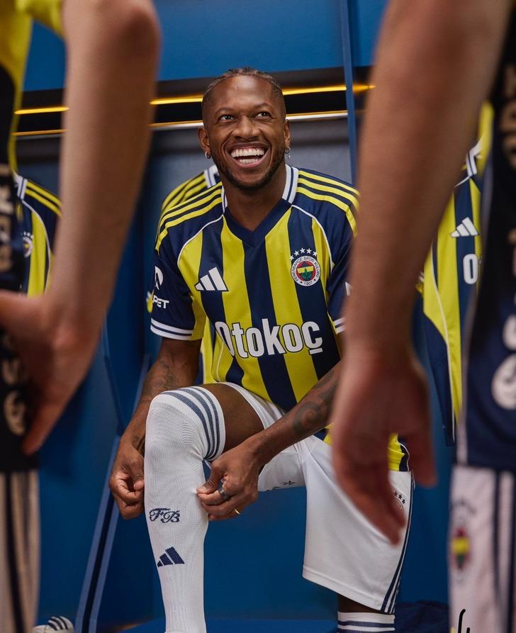 Fenerbahçe yeni sezon formalarını tanıttı! Adidas ile gerçekleştirilen lansman ve tanıtılan film büyük yankı uyandırdı... G5