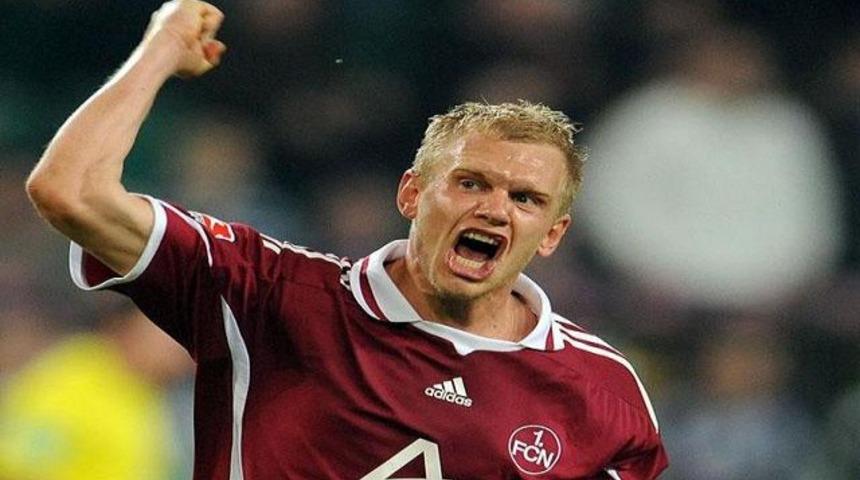 Es Es'ten bir bomba daha!