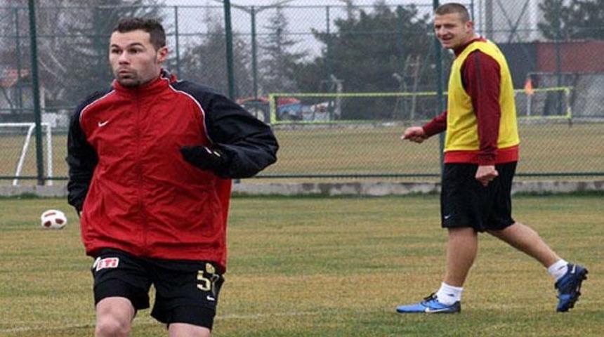 Batuhan ve Adem'e Uygun piyangosu!