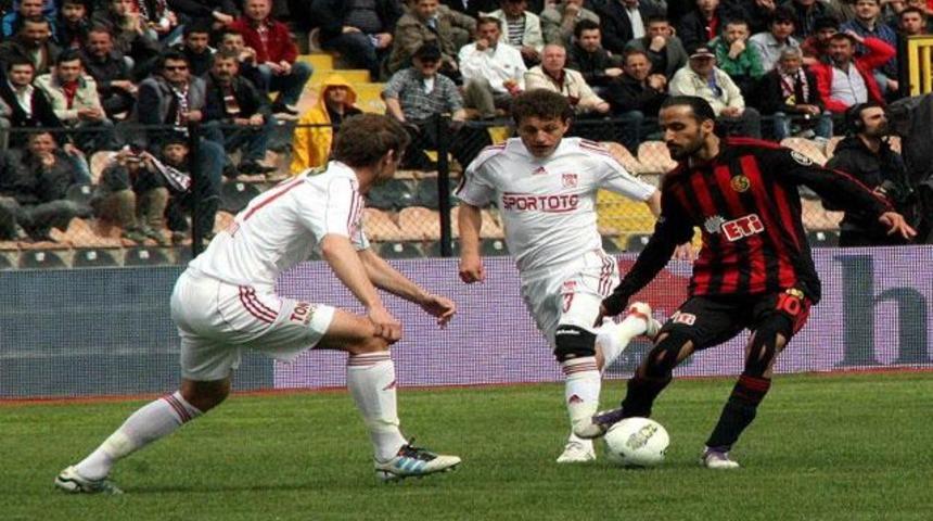 Yiğidolar 'Es'tirmedi!