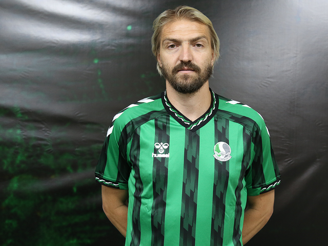 Resmen açıklandı! Caner Erkin'den 36 yaşında imza...